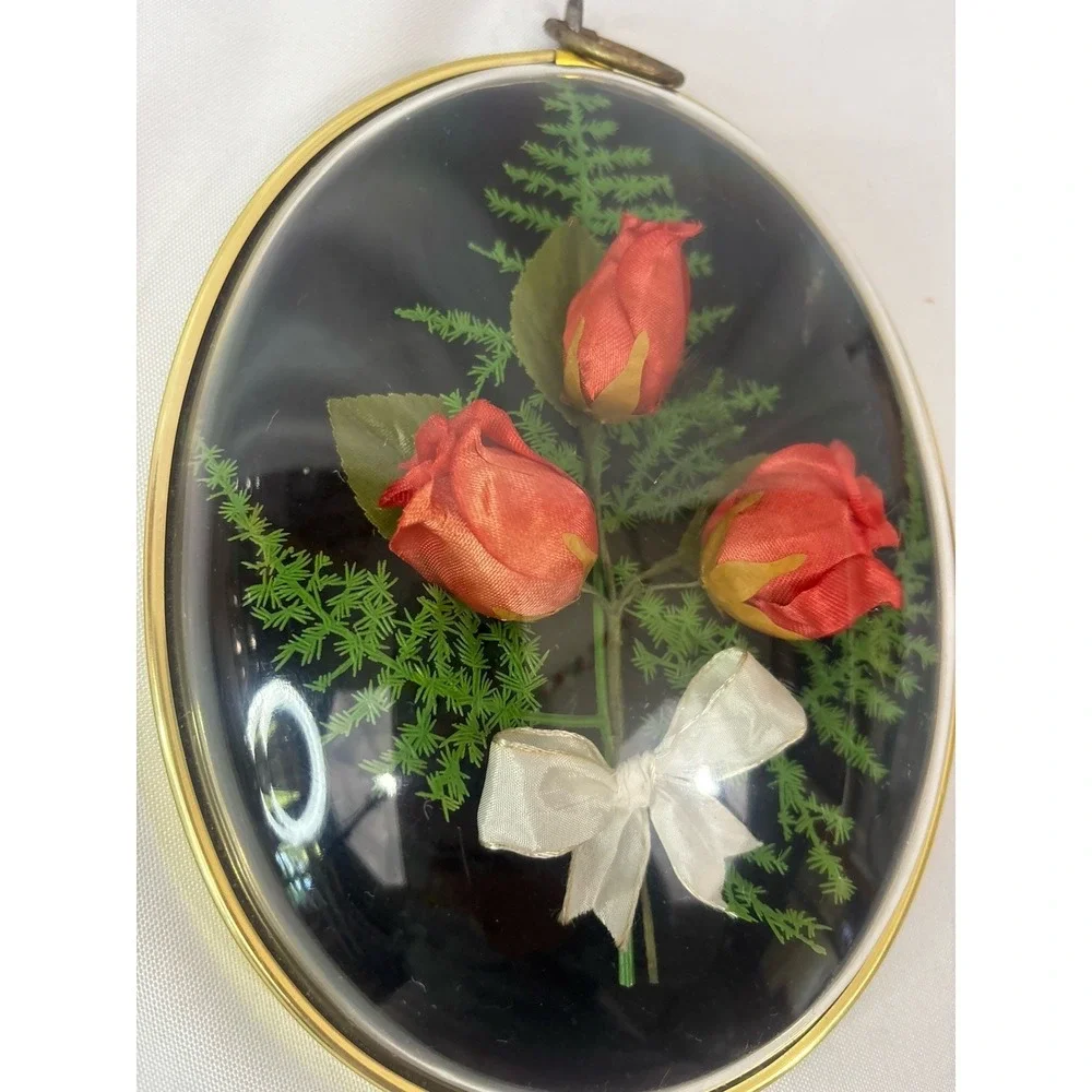 Bubble Convex Frame Vintage Preserved Rose Arrangement With Bow